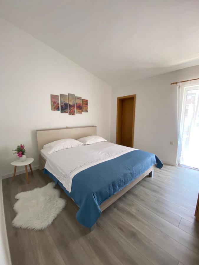 Apartmani Niks Makarska Buitenkant foto